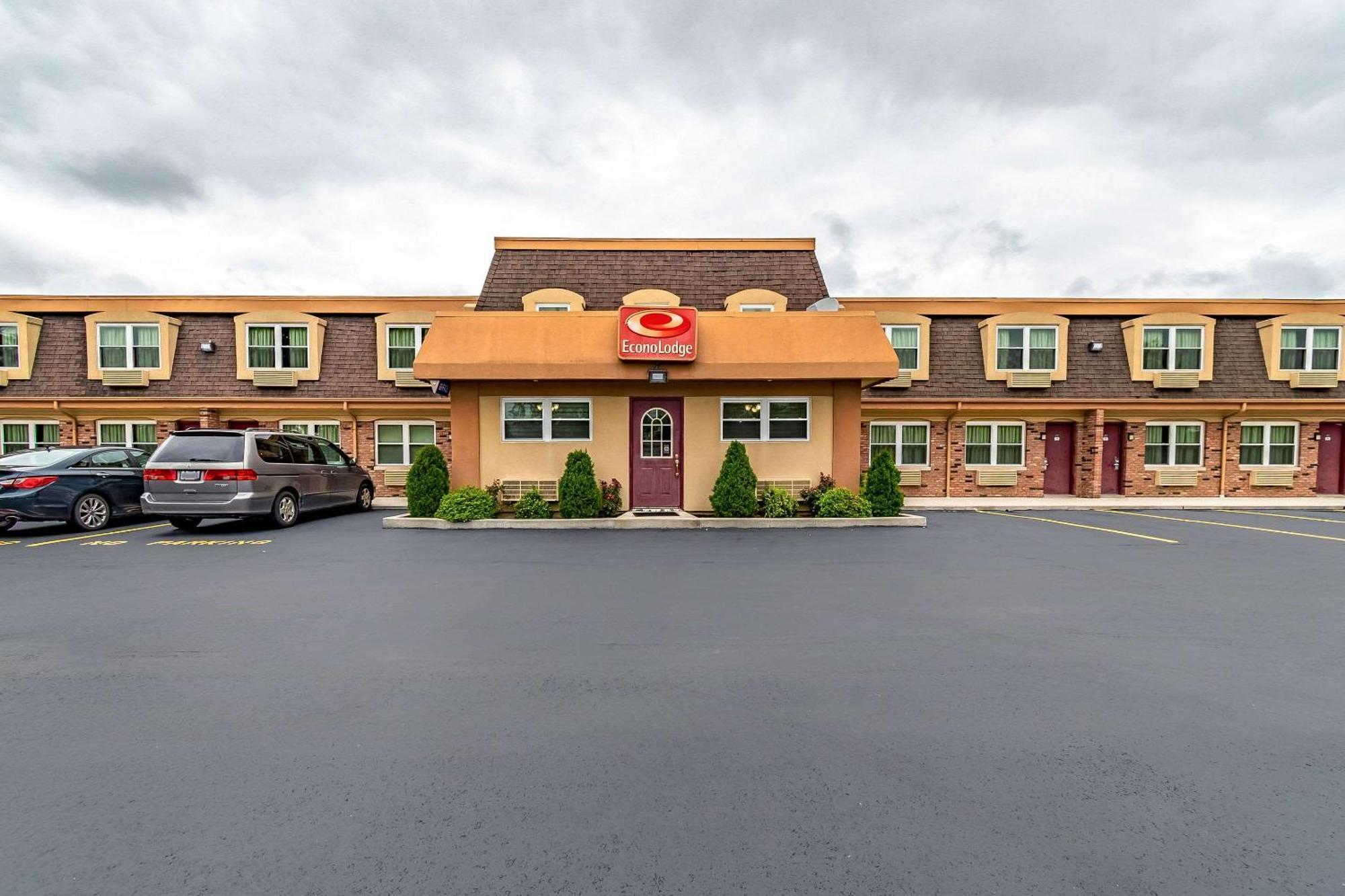 Econo Lodge Worthington Exterior photo