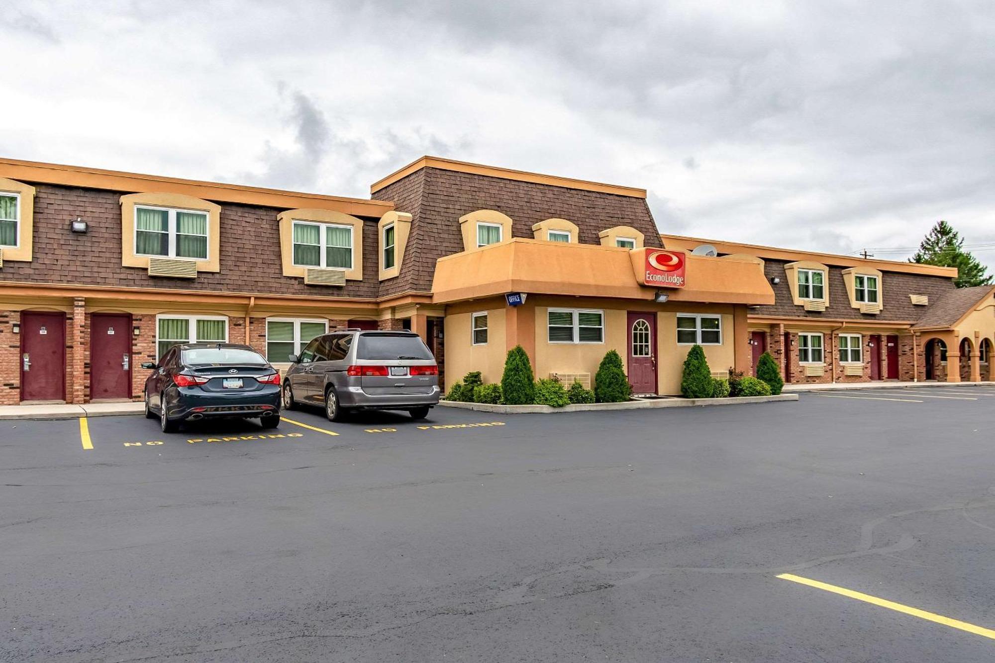 Econo Lodge Worthington Exterior photo