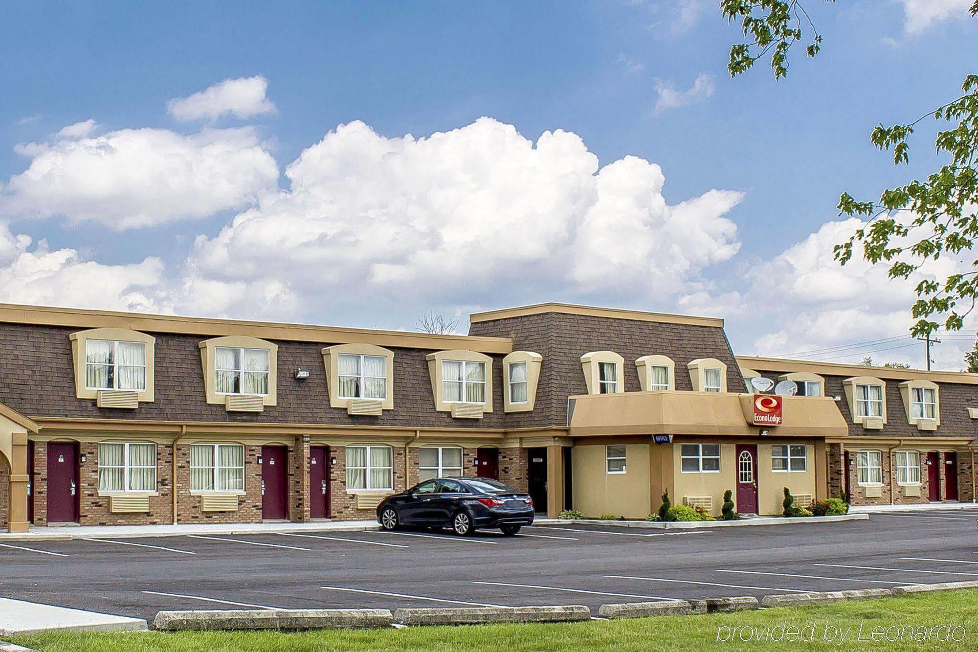 Econo Lodge Worthington Exterior photo